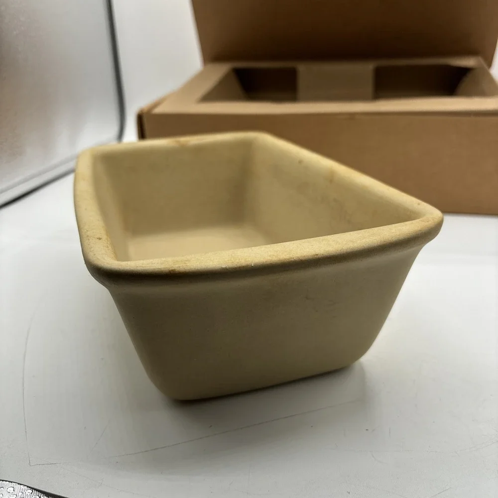 Pampered Chef Stoneware Family Heritage Collection Bread Loaf Pan #1417
